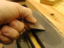 Sharpen Veneer Saw